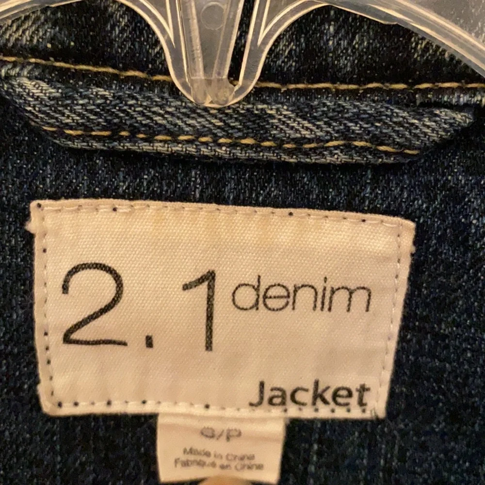 Forever 21 | 2.1 denim jacket size small